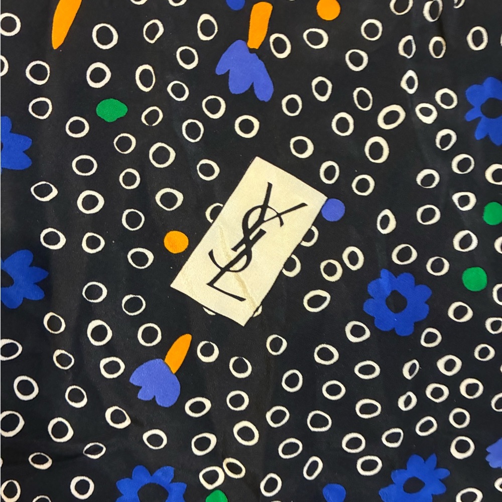 Yves Saint Laurent (YSL) Floral Dot large Scarf - VTG rolled edge tag removed. - Picture 2 of 4